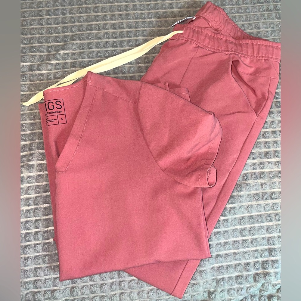 Mauve Top and Bottom FIGS scrubs